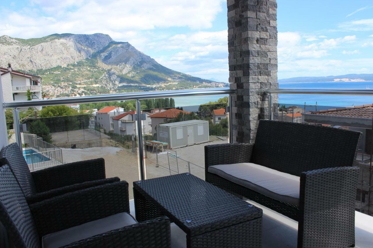 Villa Sara With Sea View And Private Heated Pool Omiš Eksteriør billede