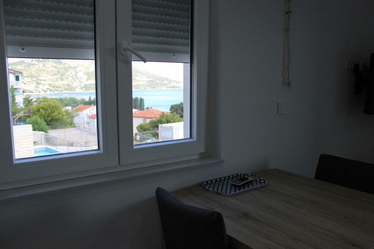 Villa Sara With Sea View And Private Heated Pool Omiš Eksteriør billede